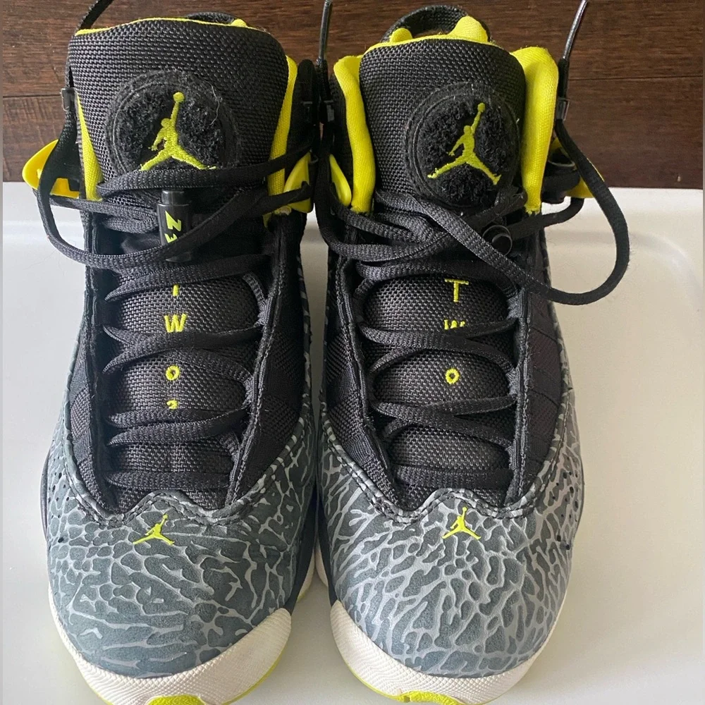 Nike Air Jordan 6 Rings Venom Green Sneakers*